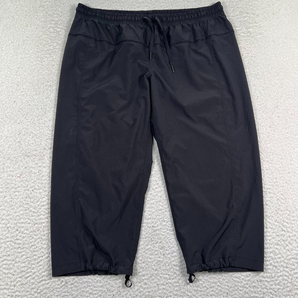 Lululemon Step Lively Crop Pants Womens 12 Pull on Yoga Dance Athletic Black - Picture 1 of 9